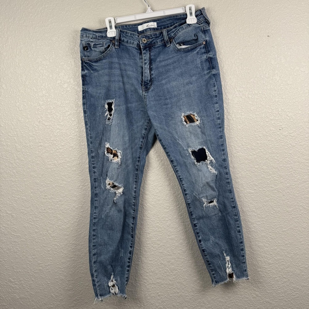 KanCan Jeans Womens 15/31 (34x25) Blue Distressed Raw Hem Leopard Patch Skinny